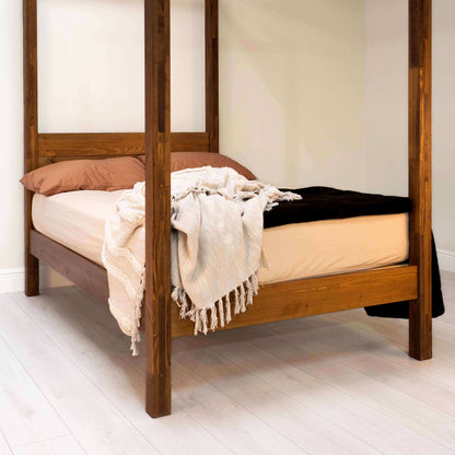 Model 06 - Four Poster Wooden Bed